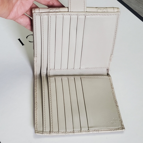 Gucci bi-fold wallet - Picture 8 of 12
